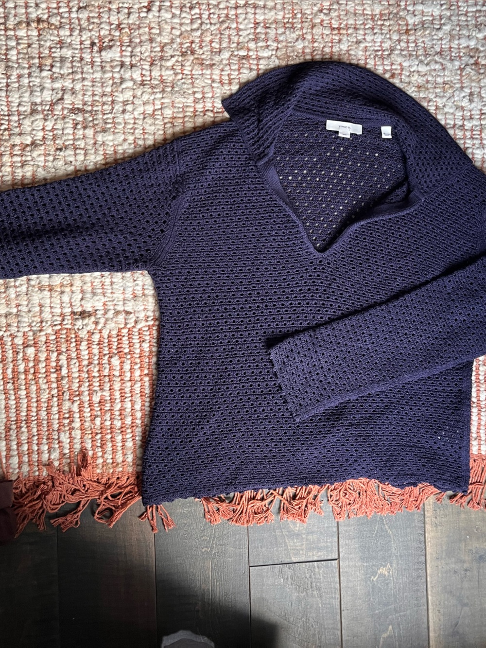 Vince crochet Knit Top in navy blue